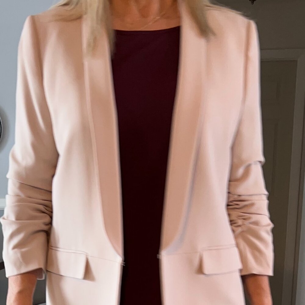 Tahari Woman's Blazer - Beige / Tan, size 16